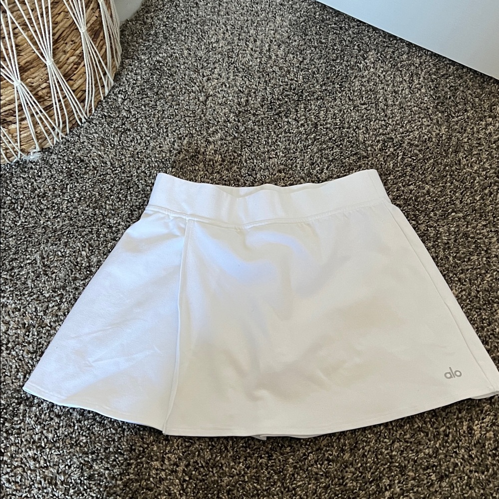 ALO Yoga White Flared Athletic Mini Skirt